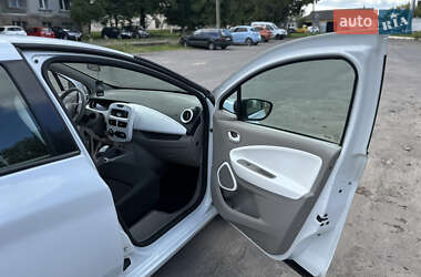 Хэтчбек Renault Zoe 2018 в 