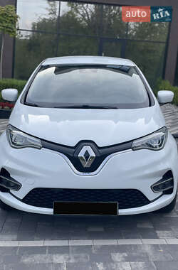 Хэтчбек Renault Zoe 2020 в 