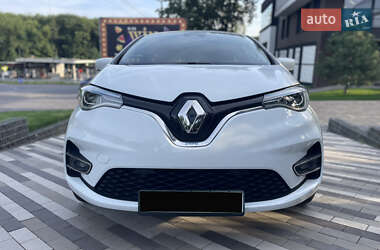 Хэтчбек Renault Zoe 2020 в 