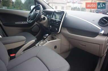 Хэтчбек Renault Zoe 2016 в 