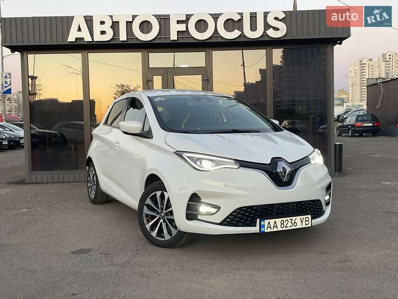 Хэтчбек Renault Zoe 2020 в 