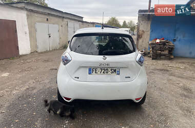 Хэтчбек Renault Zoe 2019 в 