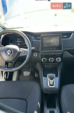 Хэтчбек Renault Zoe 2022 в 
