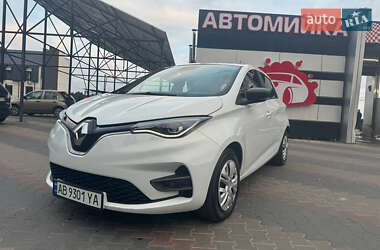 Хэтчбек Renault Zoe 2021 в 