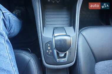 Хэтчбек Renault Zoe 2021 в 
