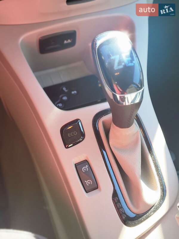 Хэтчбек Renault Zoe 2014 в Збараже