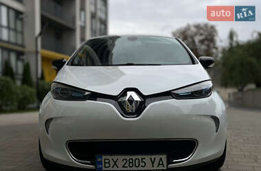 Хэтчбек Renault Zoe 2016 в 