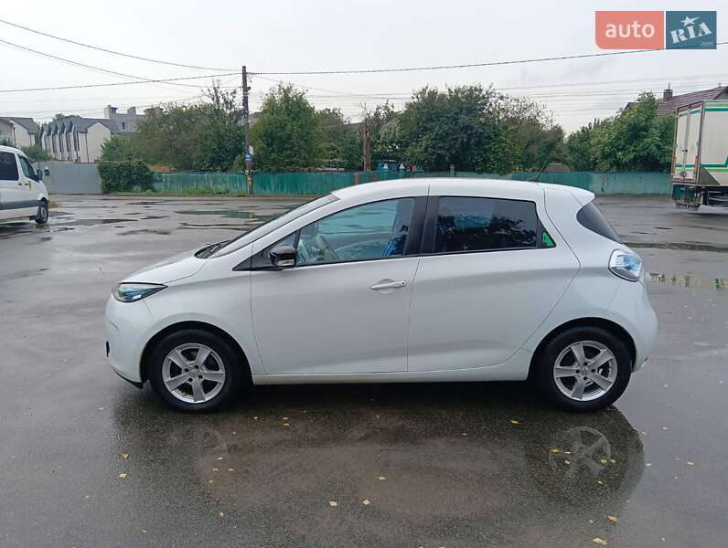 Хэтчбек Renault Zoe 2015 в Киеве фото 8 Хэтчбек Renault Zoe 2015 в Киеве