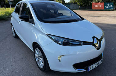 Хэтчбек Renault Zoe 2014 в 