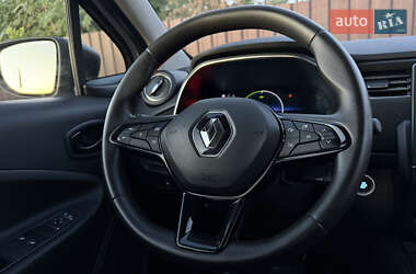 Хэтчбек Renault Zoe 2021 в 
