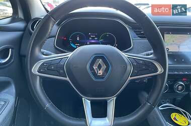 Хэтчбек Renault Zoe 2020 в 