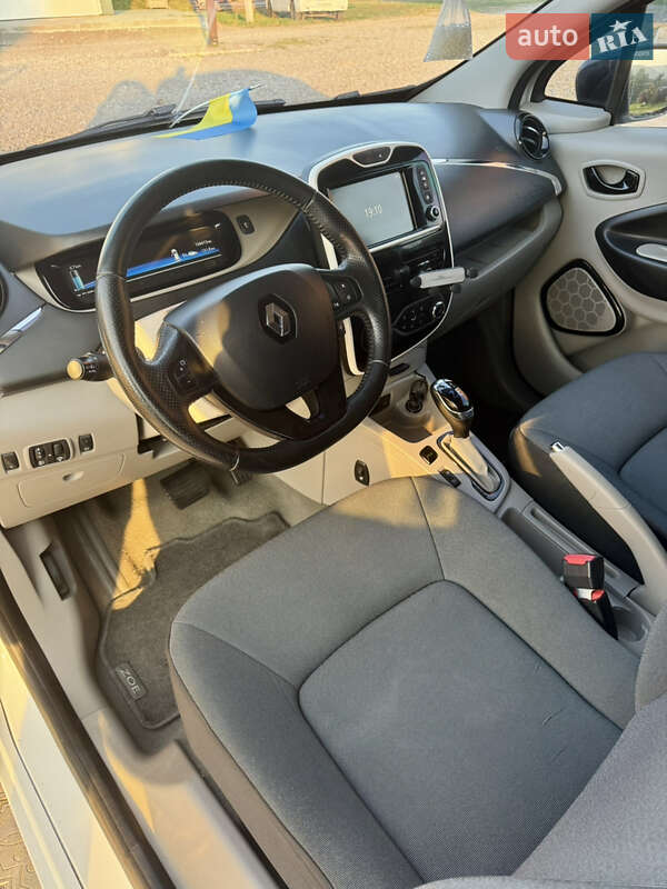 Хетчбек Renault Zoe 2015 в Львові