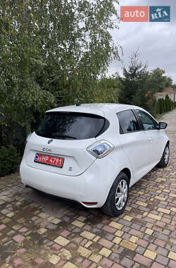 Хэтчбек Renault Zoe 2013 в 