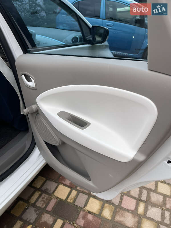 Хэтчбек Renault Zoe 2013 в Днепре
