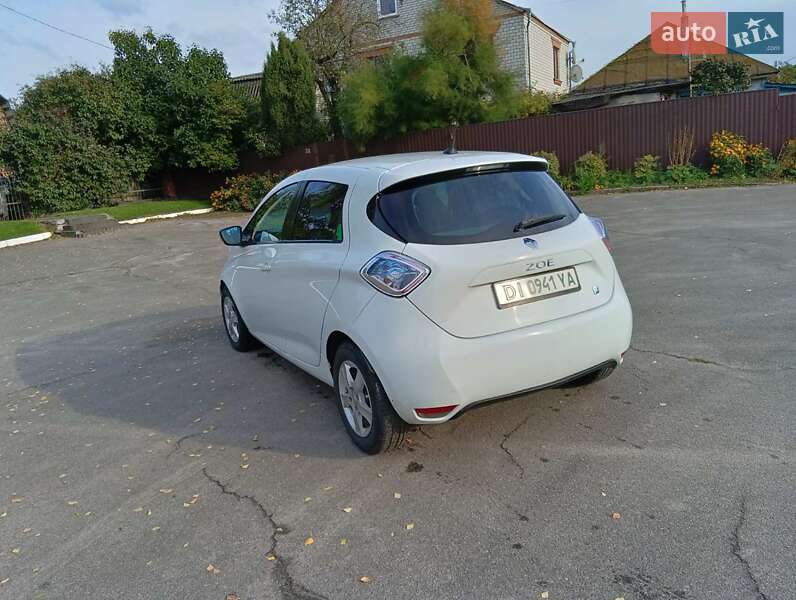 Хэтчбек Renault Zoe 2015 в Киеве фото 18 Хэтчбек Renault Zoe 2015 в Киеве