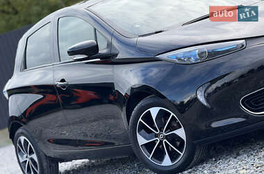 Хэтчбек Renault Zoe 2017 в 