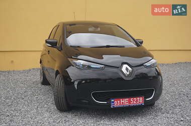 Хэтчбек Renault Zoe 2015 в 