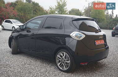 Хэтчбек Renault Zoe 2015 в 