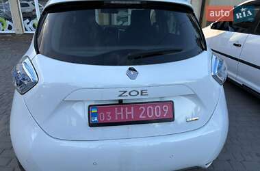 Хэтчбек Renault Zoe 2016 в 