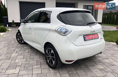 Хэтчбек Renault Zoe 2017 в 