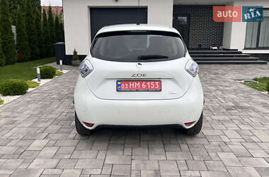 Хэтчбек Renault Zoe 2017 в 