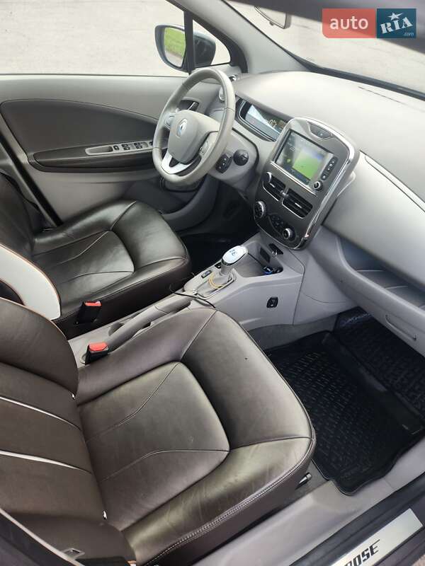 Хетчбек Renault Zoe 2017 в Рівному