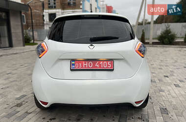 Хэтчбек Renault Zoe 2019 в 
