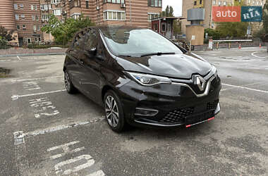 Хэтчбек Renault Zoe 2021 в 
