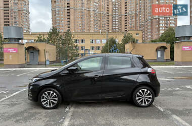 Хэтчбек Renault Zoe 2021 в 