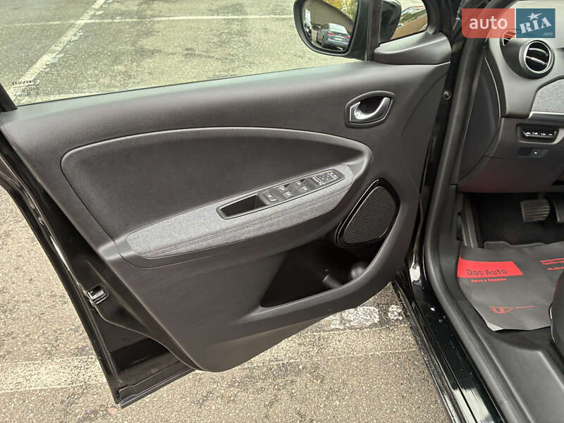 Хэтчбек Renault Zoe 2021 в Киеве