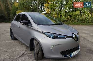 Хэтчбек Renault Zoe 2016 в 