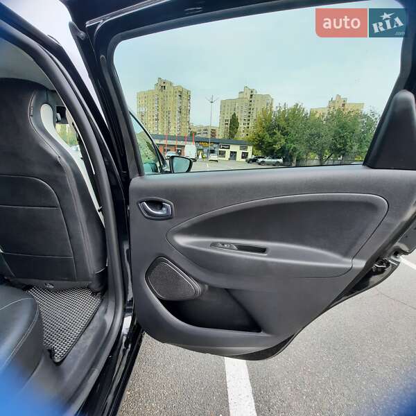 Хэтчбек Renault Zoe 2021 в Киеве