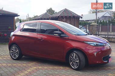 Хэтчбек Renault Zoe 2019 в 