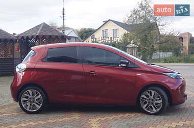 Хэтчбек Renault Zoe 2019 в 