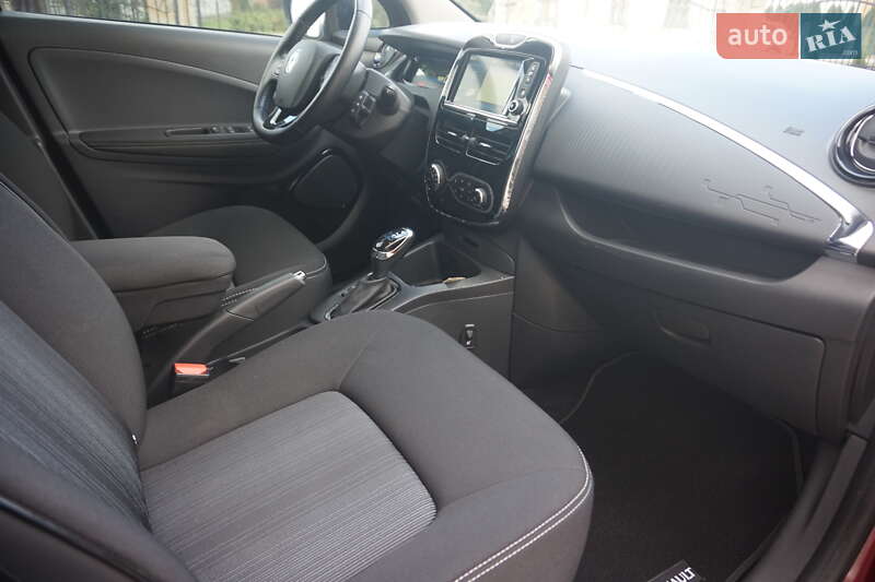 Хэтчбек Renault Zoe 2019 в Самборе