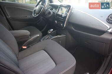 Хэтчбек Renault Zoe 2019 в 