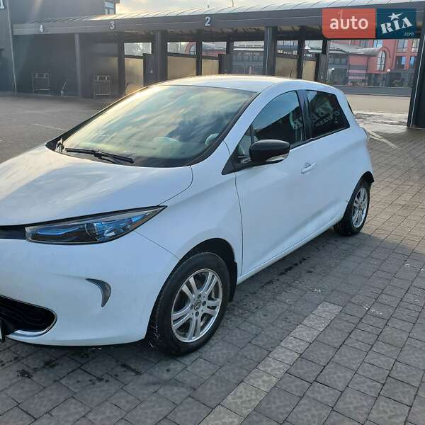 Хэтчбек Renault Zoe 2016 в Дрогобыче