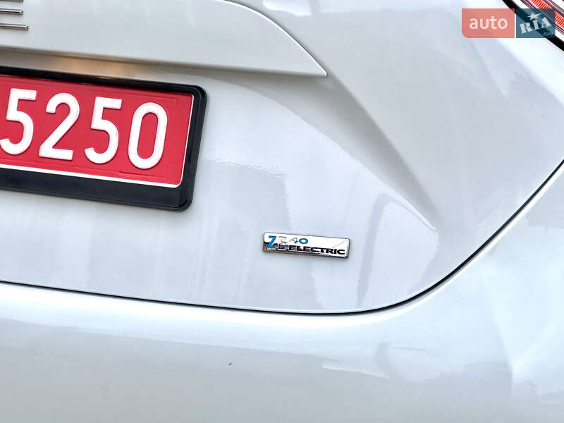 Хэтчбек Renault Zoe 2019 в Самборе