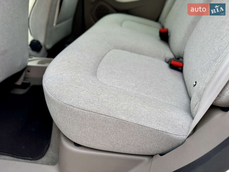 Хэтчбек Renault Zoe 2019 в Самборе