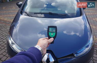 Хэтчбек Renault Zoe 2019 в 