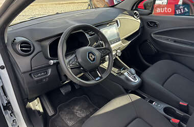 Хэтчбек Renault Zoe 2020 в 
