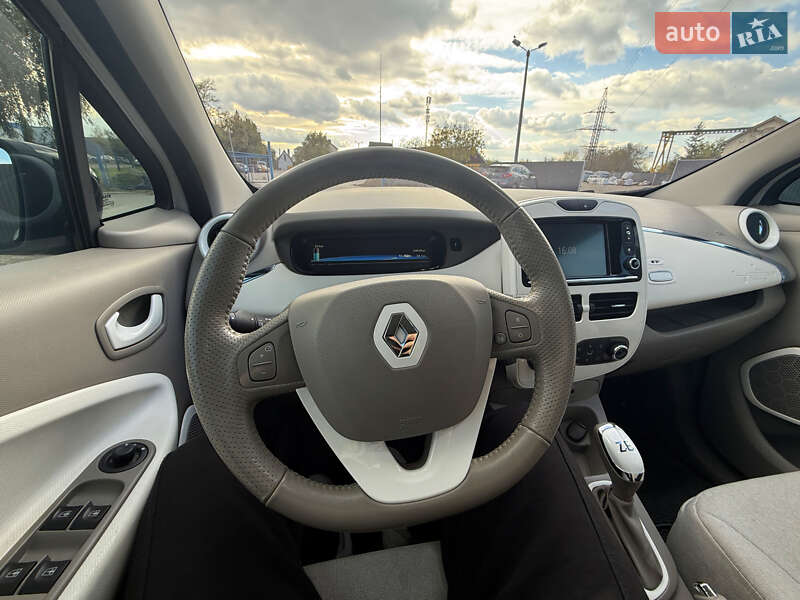 Хетчбек Renault Zoe 2014 в Івано-Франківську