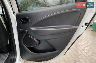 Хэтчбек Renault Zoe 2020 в 