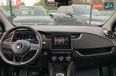 Хэтчбек Renault Zoe 2020 в 
