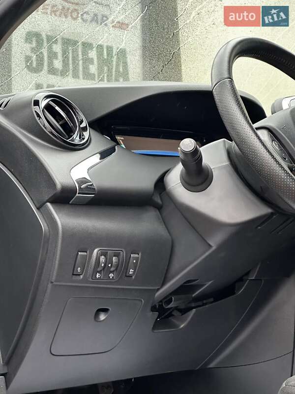 Хэтчбек Renault Zoe 2019 в Тернополе