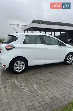 Хэтчбек Renault Zoe 2020 в 