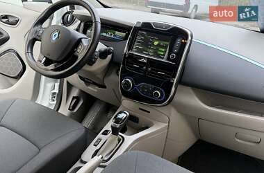 Хэтчбек Renault Zoe 2013 в 