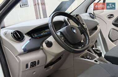 Хэтчбек Renault Zoe 2013 в 