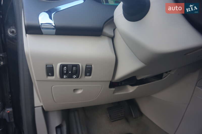 Хэтчбек Renault Zoe 2014 в Самборе