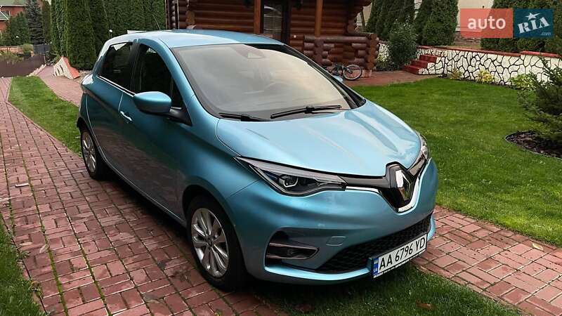 Хэтчбек Renault Zoe 2020 в 